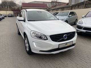 Volvo XC60 foto 3