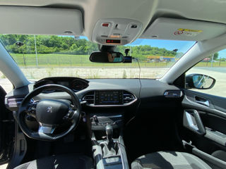 Peugeot 308 foto 6