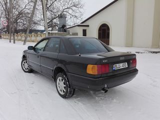 Audi 100 foto 6