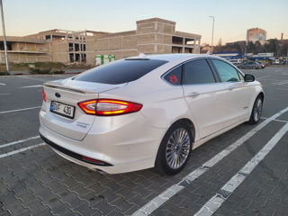 Ford Fusion foto 5