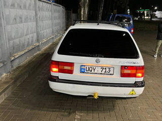 Volkswagen Passat foto 4