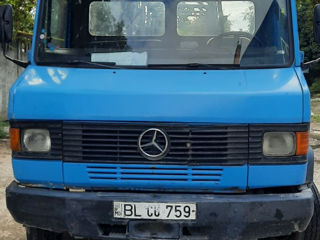 Mercedes 609D foto 1