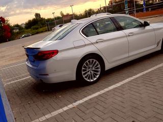 BMW 5 Series foto 6