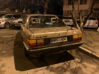 Audi 100 foto 4