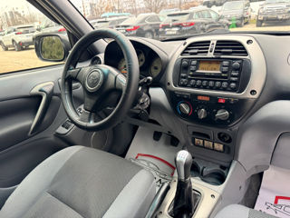 Toyota Rav 4 foto 9