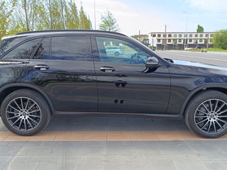 Mercedes GLC foto 4