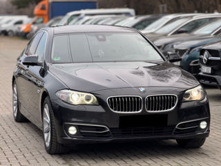 BMW 5 Series foto 4