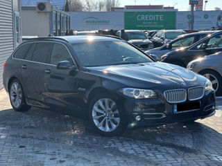 BMW 5 Series foto 4