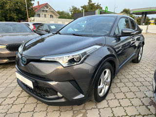 Toyota C-HR foto 3