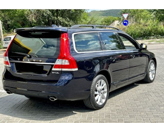 Volvo V70 foto 4