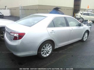 Toyota Camry foto 3