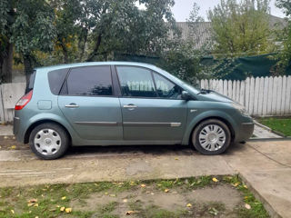 Renault Scenic foto 2