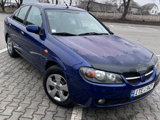 Nissan Almera foto 4