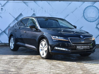 Skoda Superb foto 3