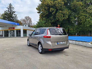 Renault Grand Scenic foto 3