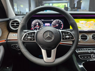 Mercedes E-Class foto 4