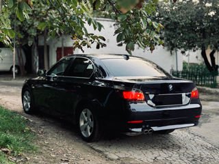 BMW 5 Series foto 4