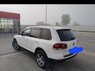 Volkswagen Touareg foto 3