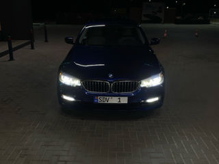 BMW 5 Series foto 10