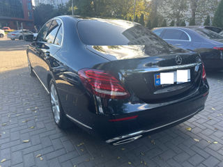 Mercedes E-Class foto 4