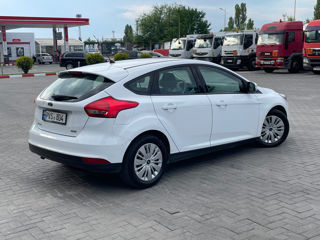 Ford Focus foto 4