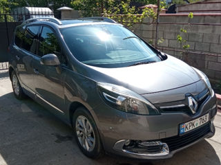 Renault Grand Scenic foto 1