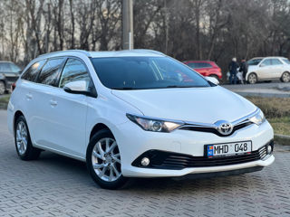 Toyota Auris foto 3