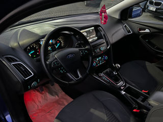 Ford Focus foto 6