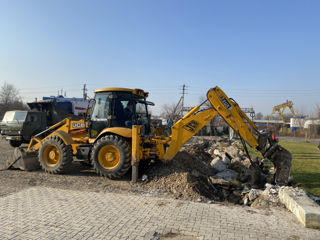 Lucrari de demolare - Picon la buldoexcavator si bobcat cat