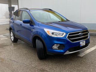 Ford Kuga foto 2