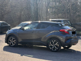 Toyota C-HR foto 4