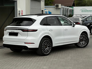 Porsche Cayenne foto 4