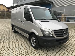 Mercedes Sprinter 319 foto 1