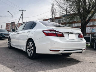 Honda Accord фото 6