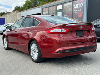 Ford Fusion foto 4