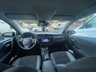 Toyota Auris foto 7