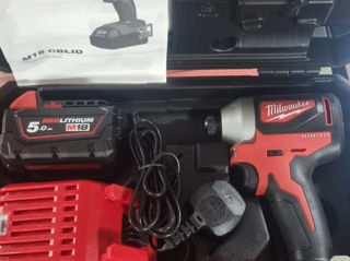 Milwaukee m18 CPLID импает(винтоверт) с 2 батареями на 5 ампер, зарядка и кейс