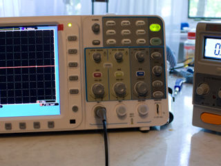 Осциллографы цифровые. Digital oscilloscop 2-4-6-8 Channels, 25- 50- 70-100-200MHz. foto 2