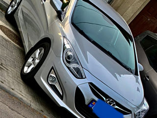 Hyundai i40 foto 1