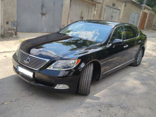 Lexus LS Series foto 4