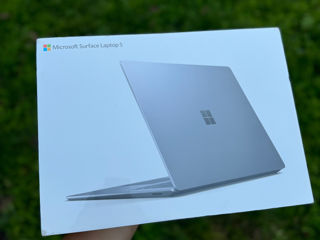 Microsoft Surface 5 15 inch i7 256 GB Sigilat