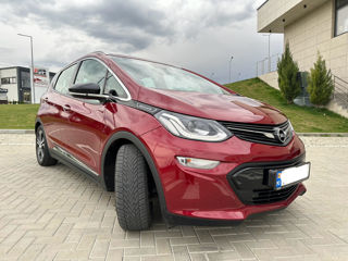 Opel Ampera-E foto 2