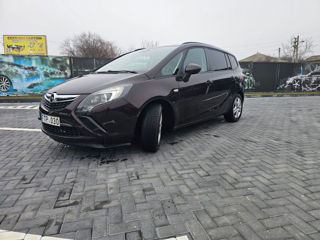 Opel Zafira foto 1