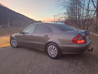 Mercedes E-Class foto 3