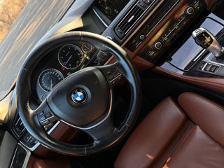 BMW 5 Series foto 9