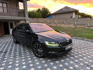 Skoda Superb foto 3