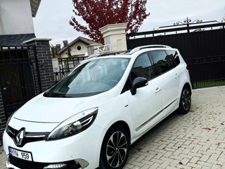 Renault Grand Scenic foto 2