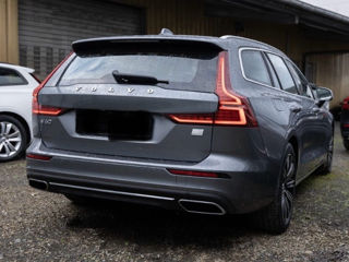 Volvo V60 foto 2