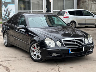 Mercedes E-Class foto 4