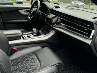 Audi Q8 foto 15